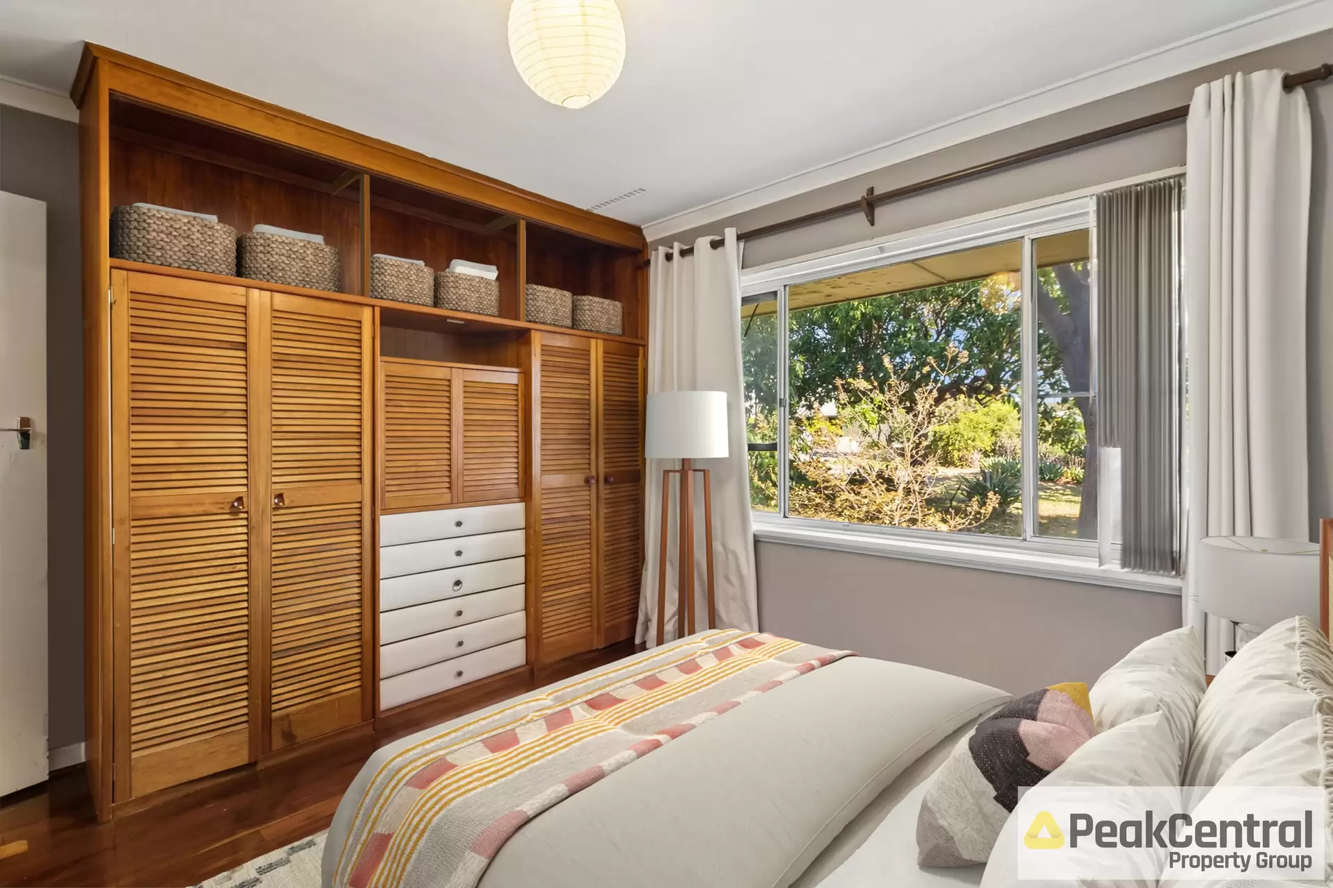 6 Burney Court, Kardinya Sold by Peak Central Property Group - image 1