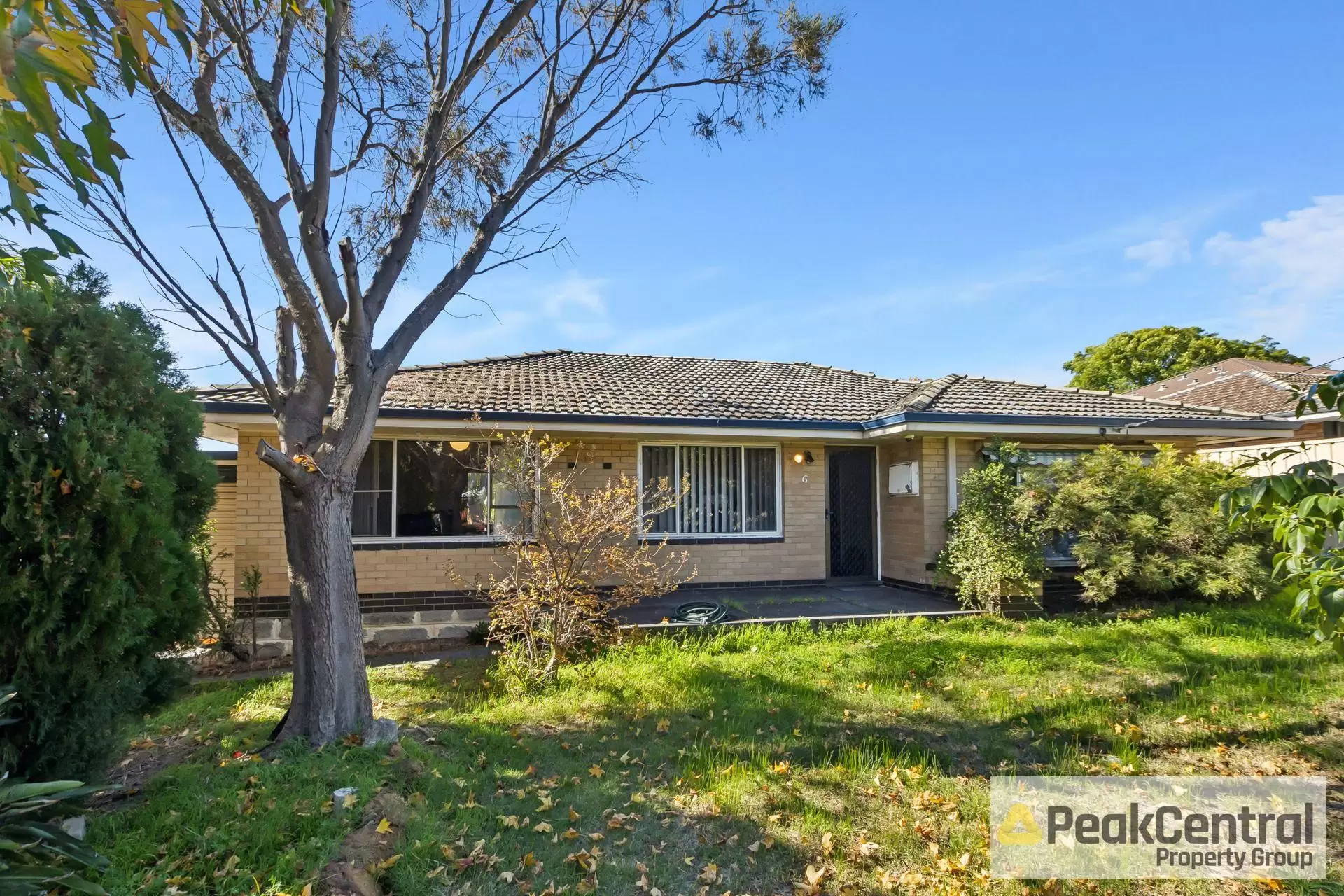 6 Burney Court, Kardinya Sold by Peak Central Property Group - image 1