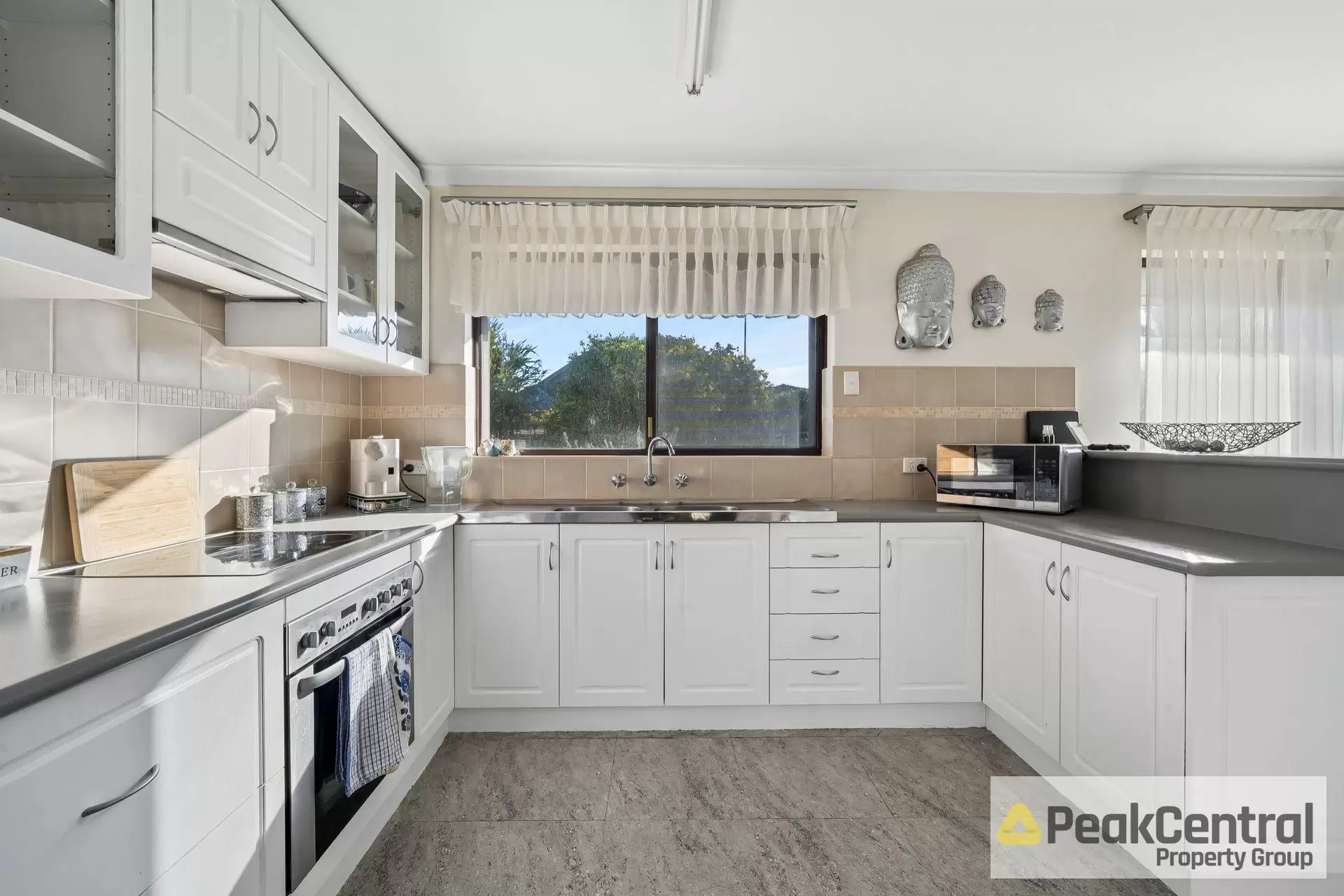 1 Balfern Way, Spearwood Sold by Peak Central Property Group - image 5