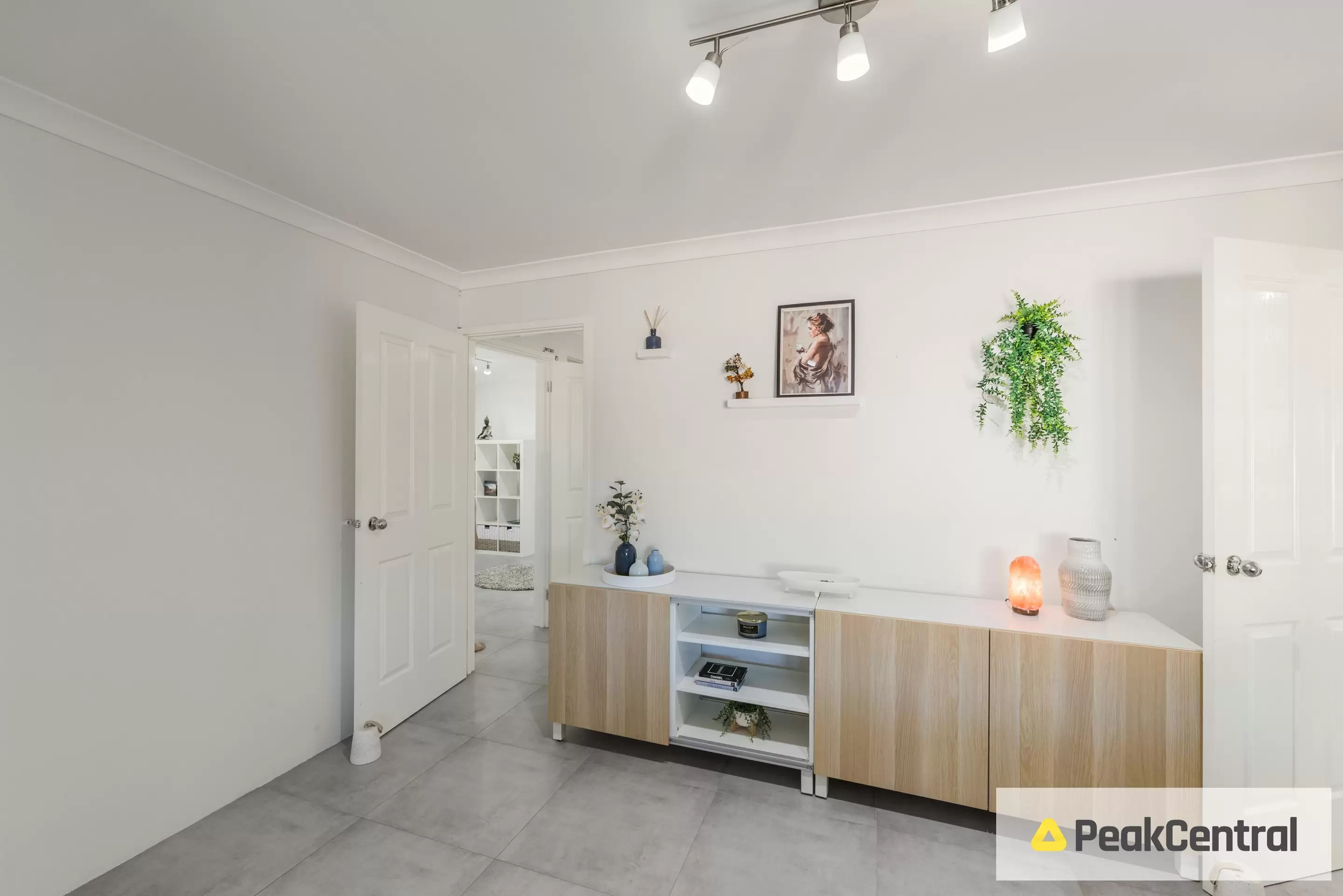 4 Karlak Close, Leda Leased by Peak Central Property Group - image 6