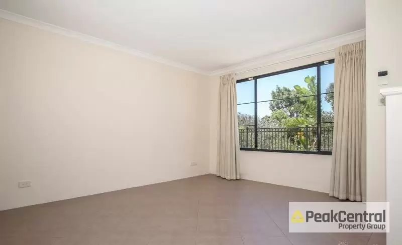 28 Milroy Street, Willagee Leased by Peak Central Property Group - image 5