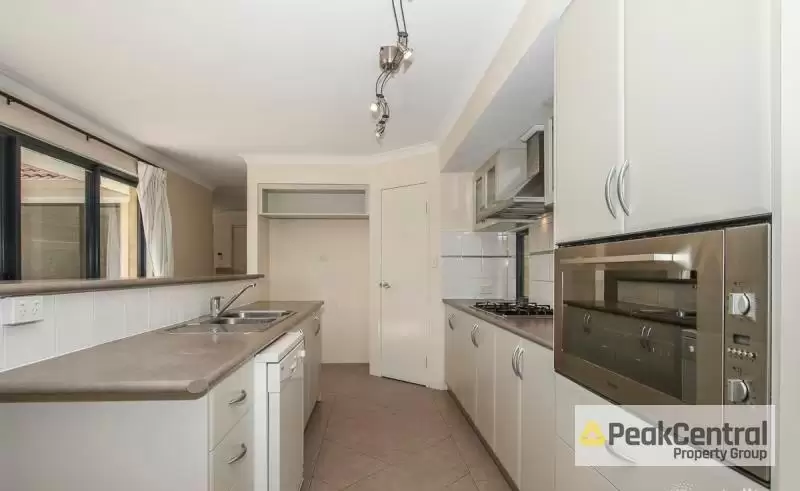 28 Milroy Street, Willagee Leased by Peak Central Property Group - image 3