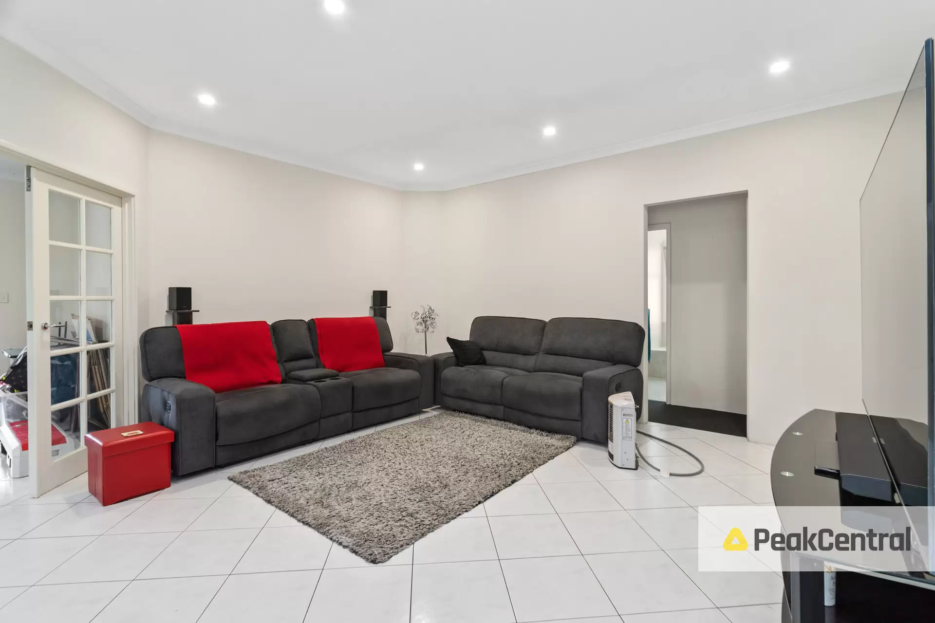 35 Lombe Gardens, Atwell Sold by Peak Central Property Group - image 3