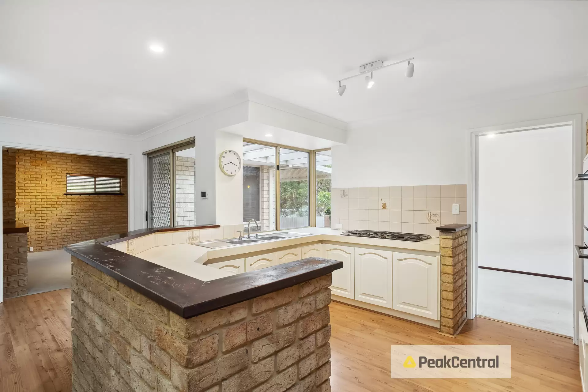 8 Banksia Place, Yangebup Sold by Peak Central Property Group - image 7