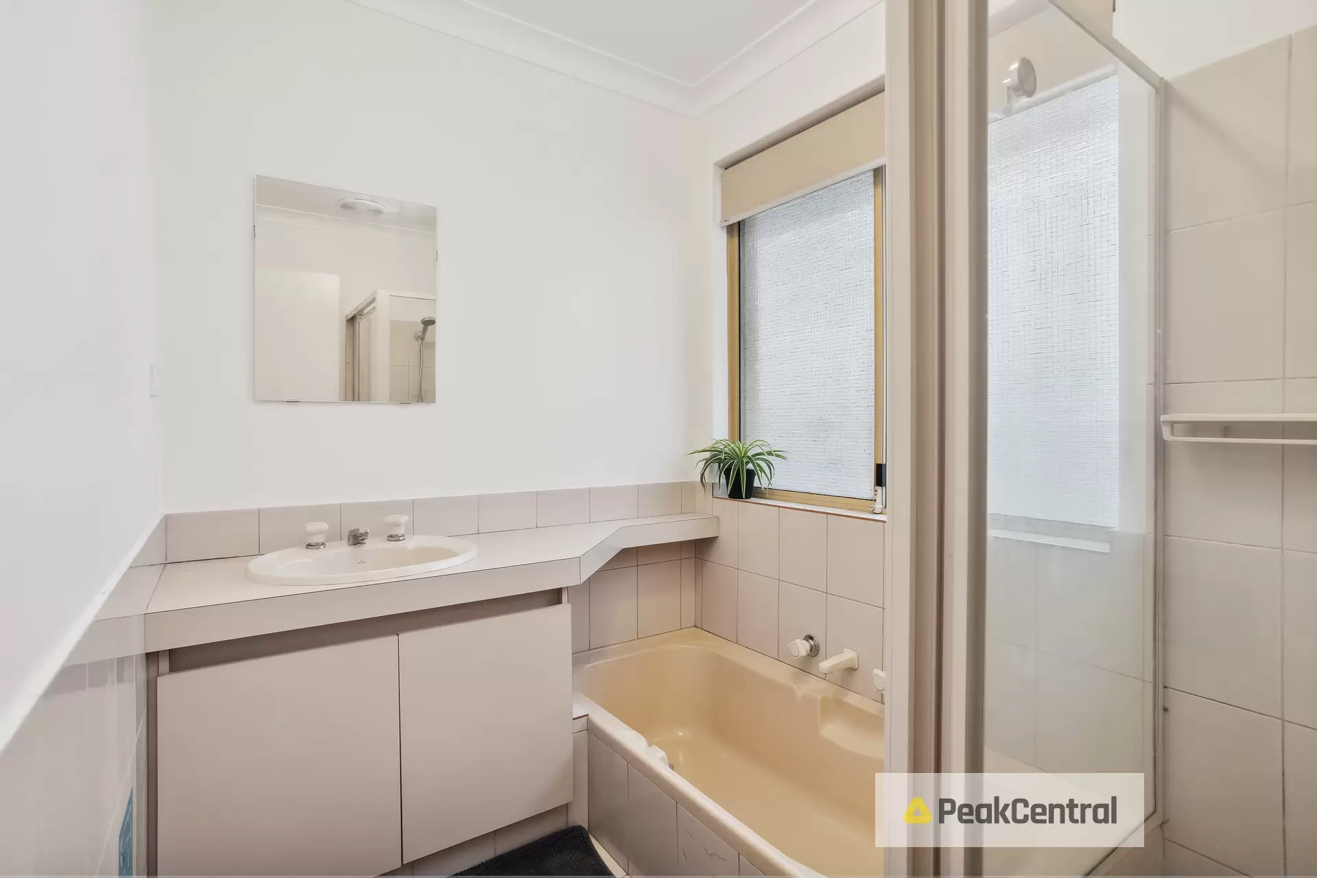 8 Banksia Place, Yangebup Sold by Peak Central Property Group - image 21